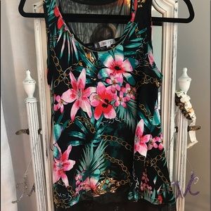 Jennifer Lopez Size Medium sleeveless shirt beautiful colors